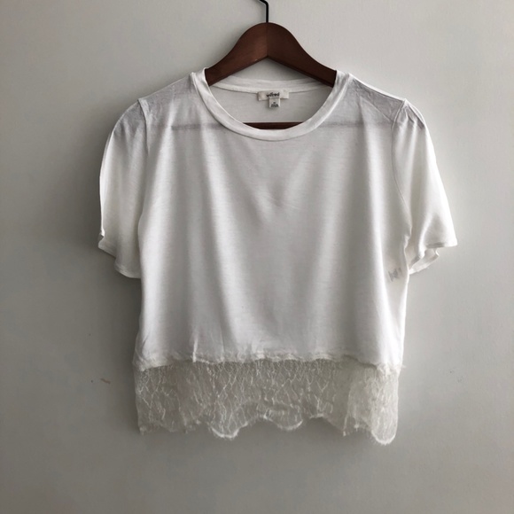 Aritzia Wilfred t-shirt with lace - Picture 2 of 5